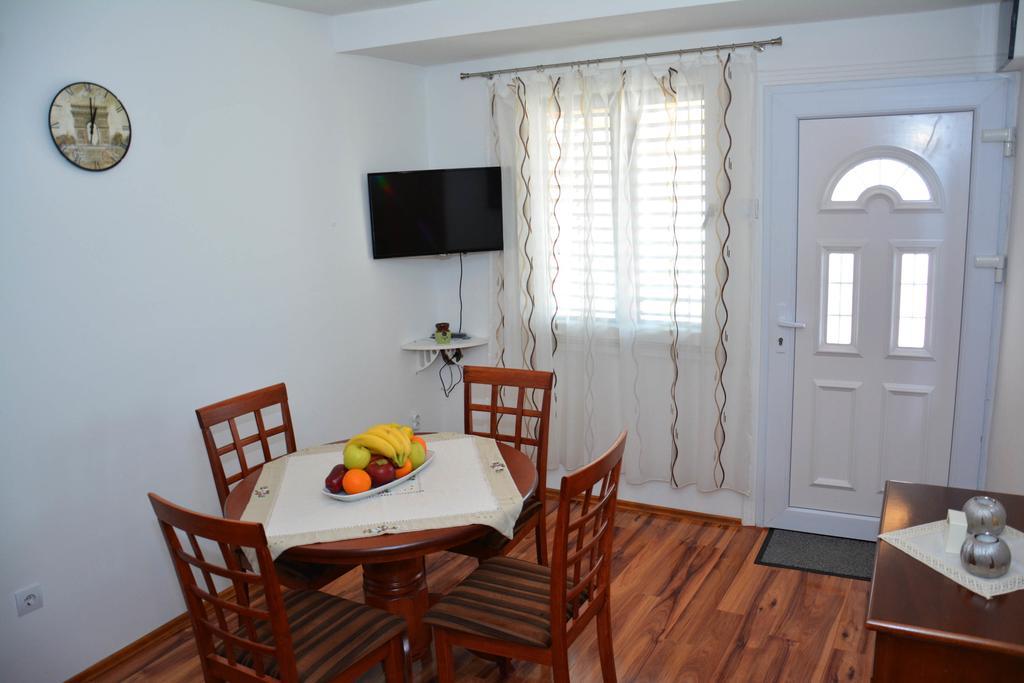 Apartment Biser Cattaro Esterno foto